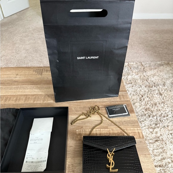 Saint Laurent Black Card Holder on Gold Chain - Picture 7 of 11